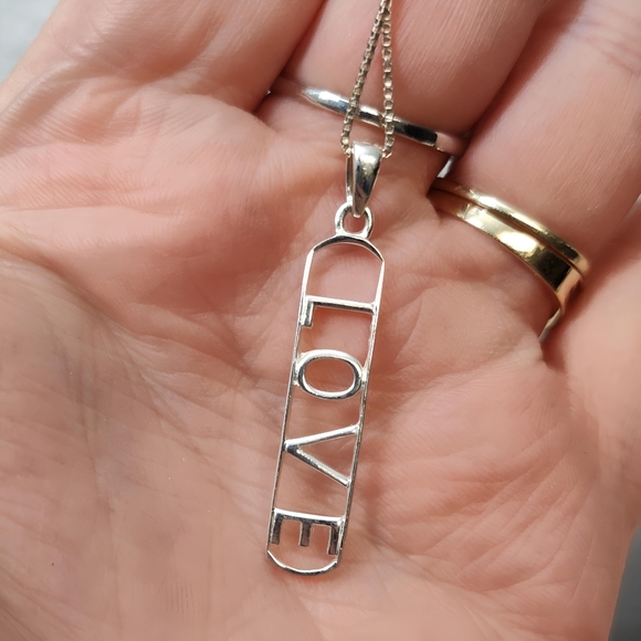 SU Sterling Silver Open work LOVE Bar Pendant Necklace Thailand 17" - Picture 13 of 13